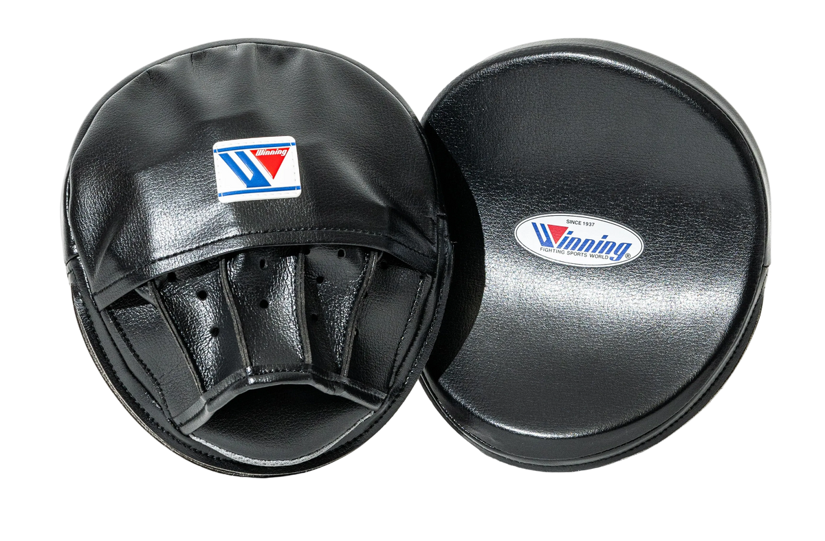 WINNING JAPAN BOXING OVAL CURVED PUNCH MITTS ROACH MITTS BLACK
